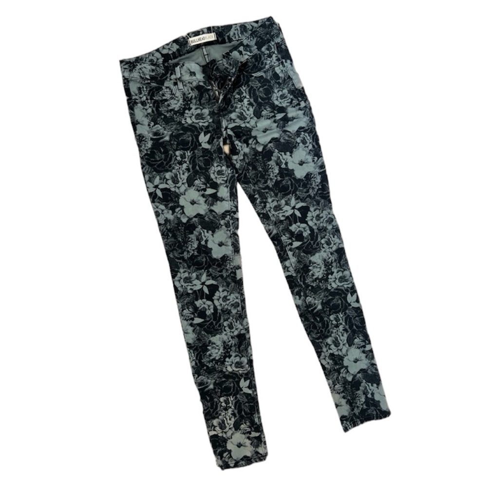 NWOT PacSun Bullhead Black Denim Legging Size 5 in Floral Monochrome